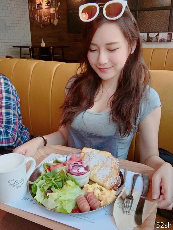 Sister Chen is happy.-第1章-图片4
