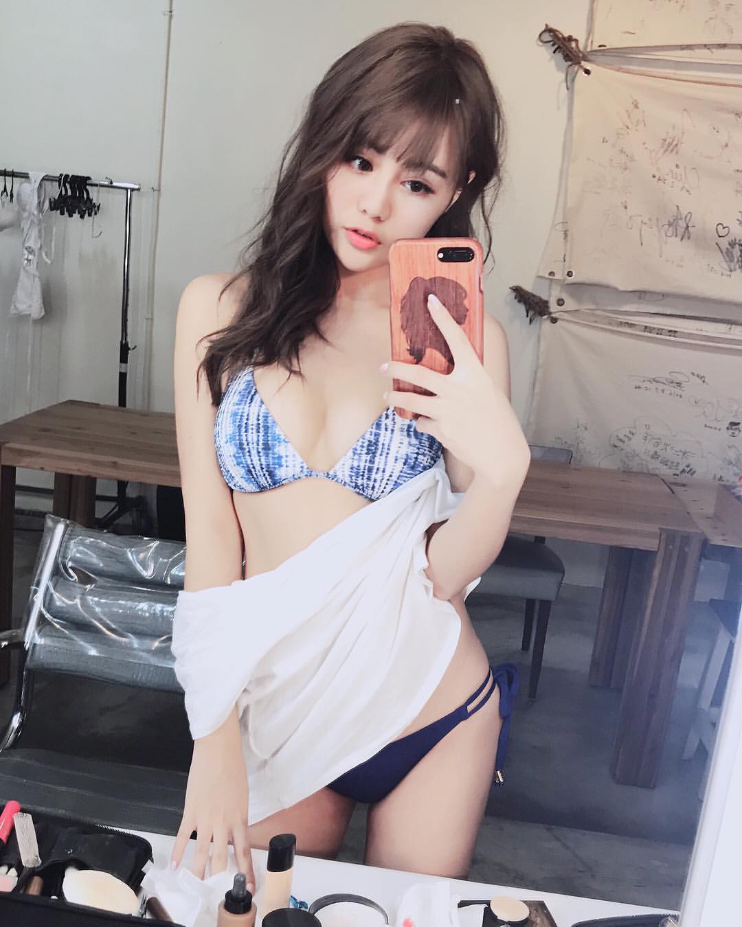 宅男女神孫卉彤D奶誘惑真的讓男人視線移不開-第1章-图片14