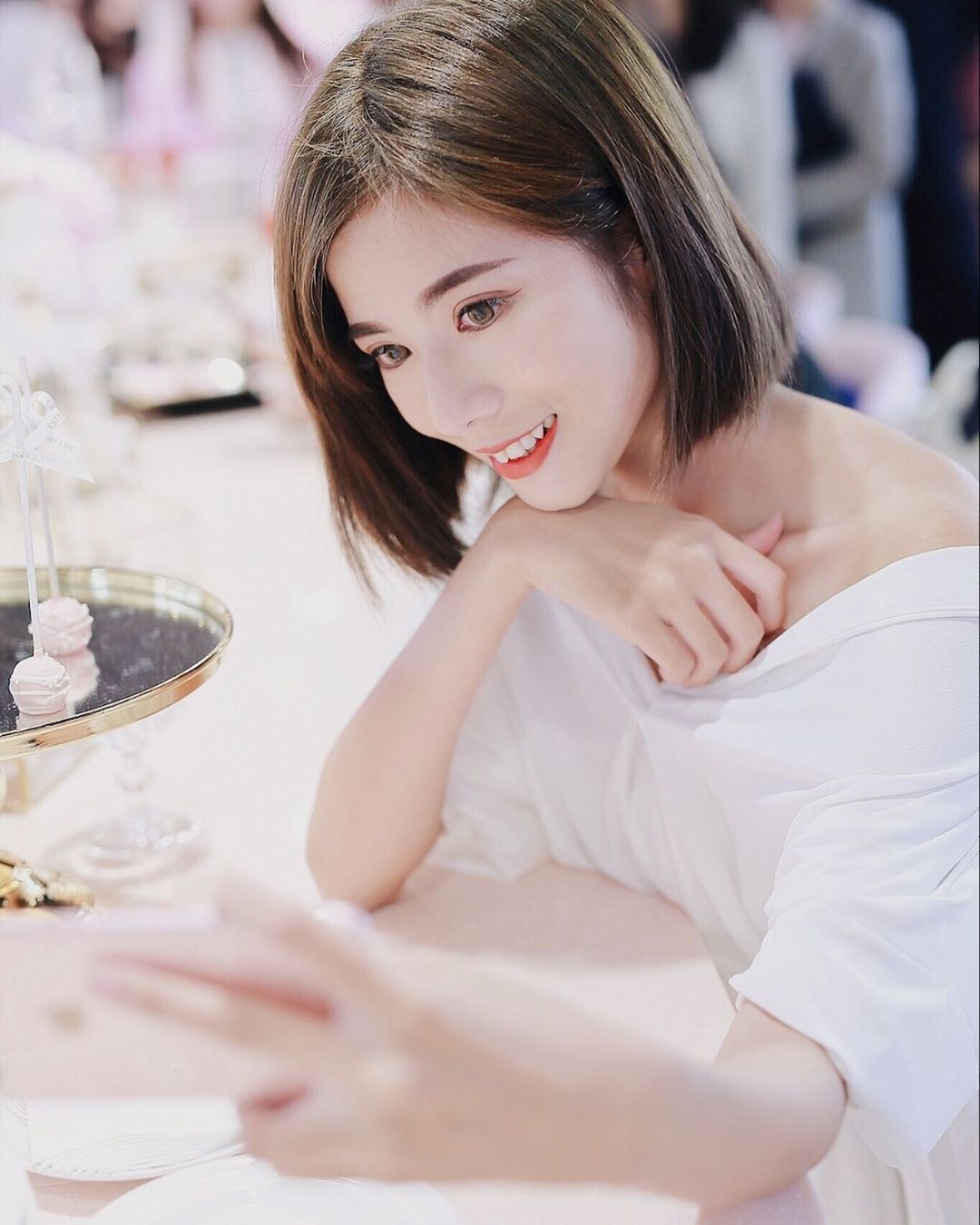 超萌女神方唯真全身散發無辜氣質讓人心動不已-第1章-图片7