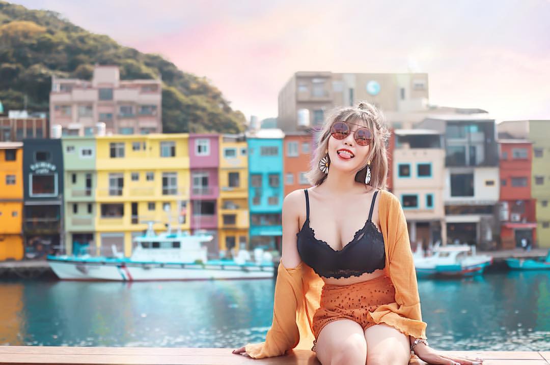 Sarre彌海砂大露美乳翹臀各種視覺誘惑辣死你-第1章-图片4
