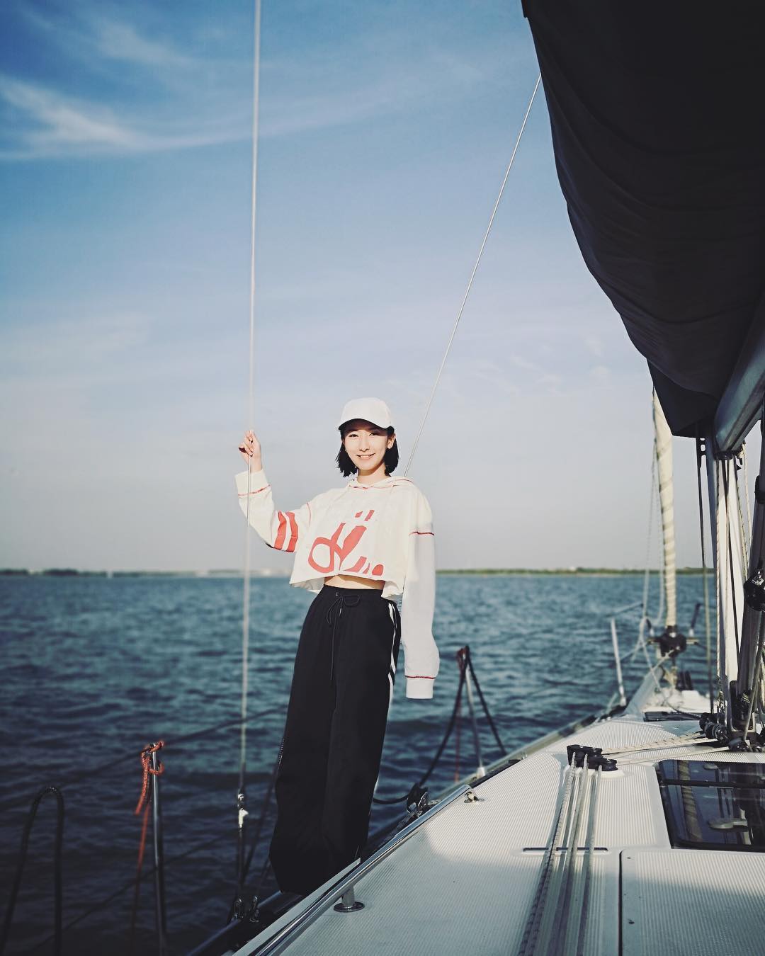 We are here for a winter summer.-第1章-图片1