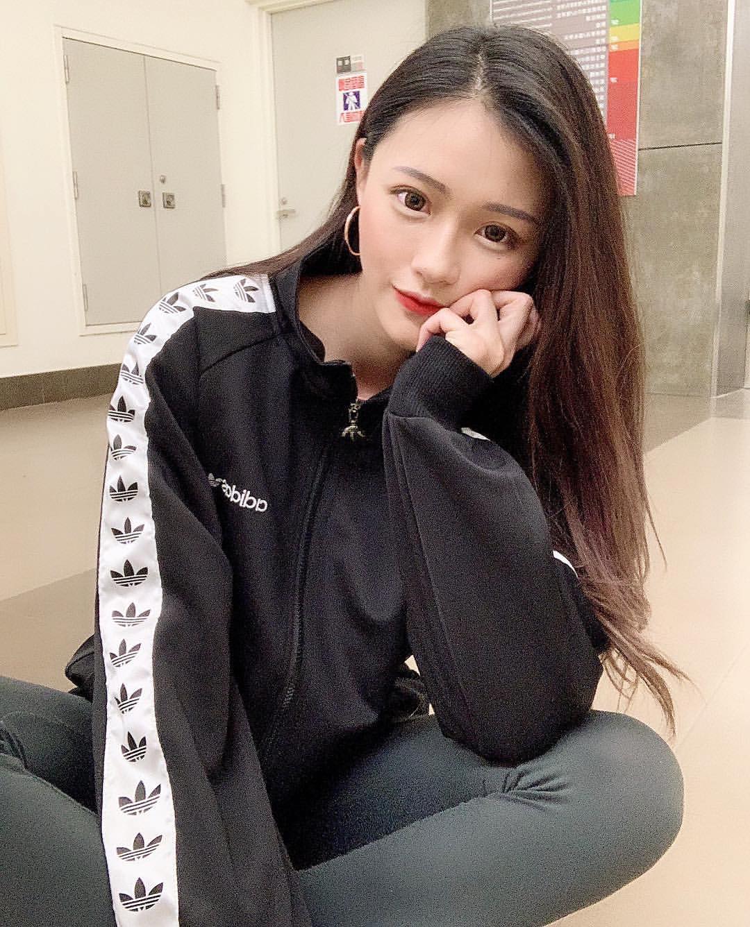 城市小姐林璟文煽情畫面讓人看了心癢癢-第1章-图片9