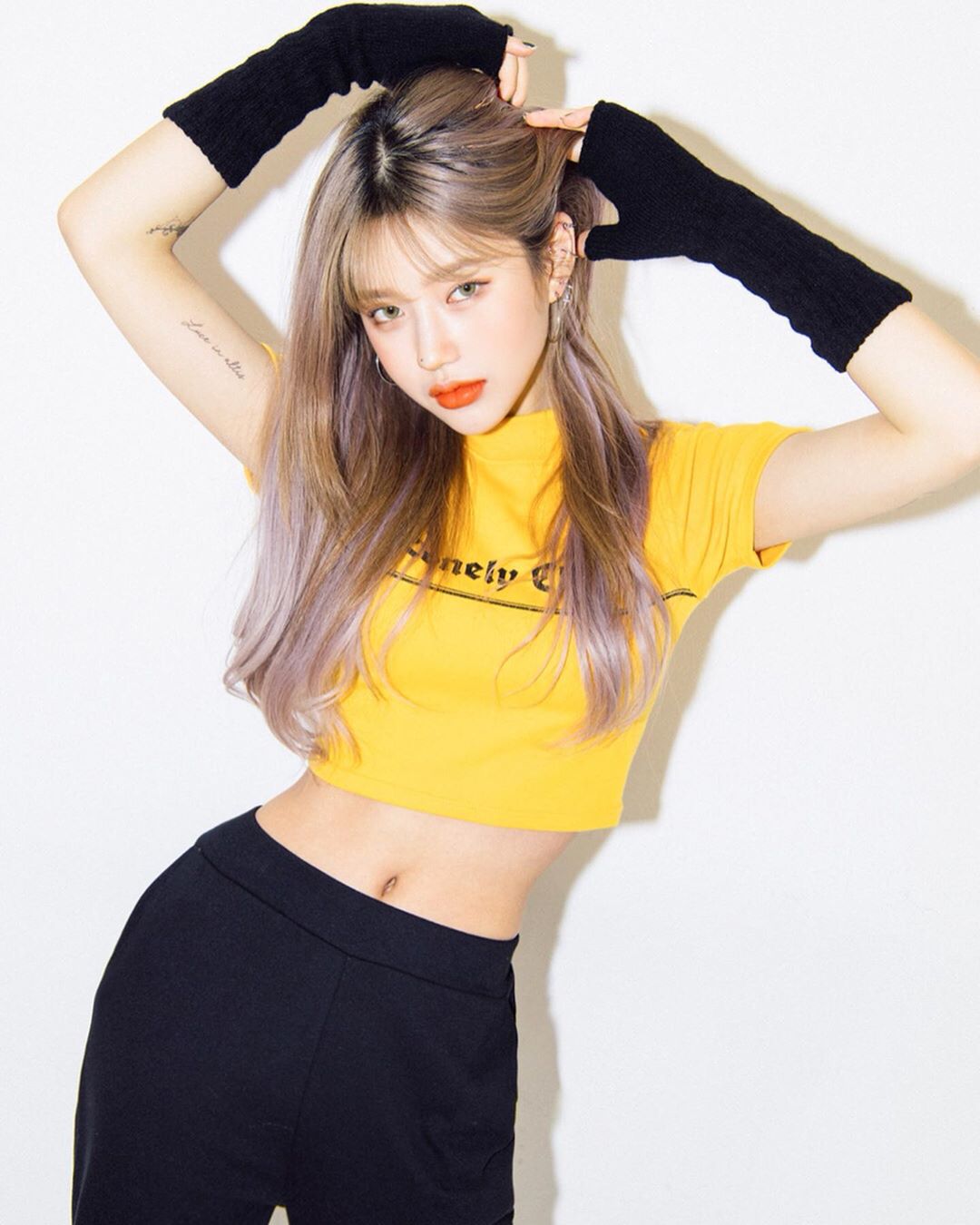 火辣御姊蠻腰天菜級曲線 散發濃濃女人味-第1章-图片20