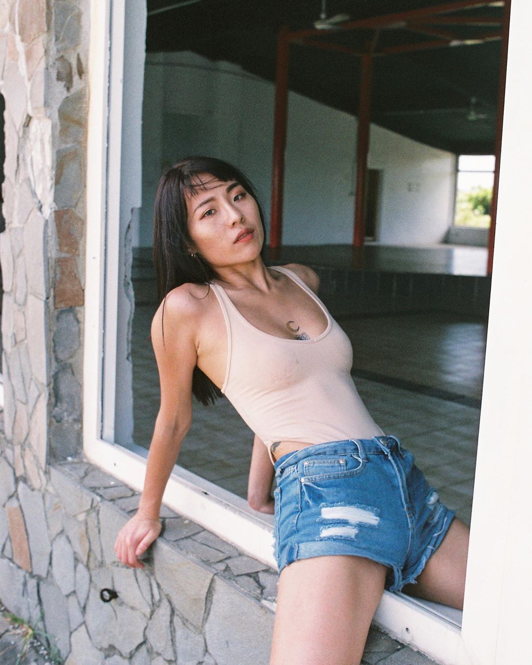 Sexy sexy sister Lina burning curvature makes no trick.-第1章-图片11