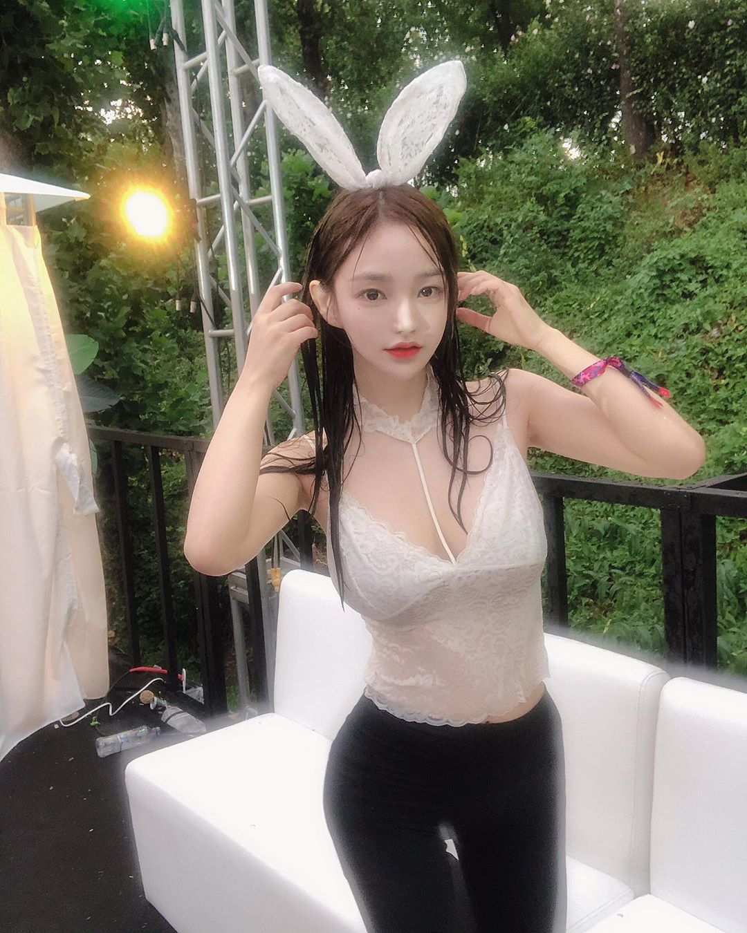 逆天鉛筆腿一看正面更胸 超辣身材藏不住-第1章-图片5