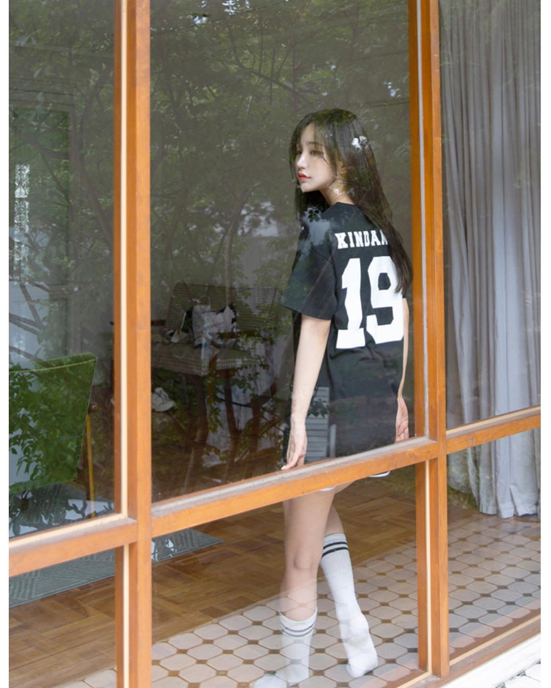 逆天鉛筆腿一看正面更胸 超辣身材藏不住-第1章-图片9