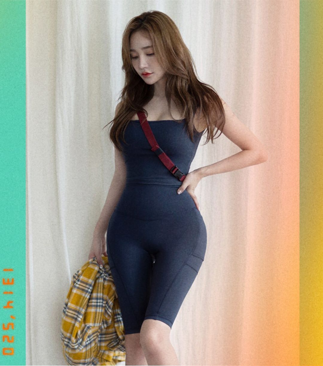 逆天鉛筆腿一看正面更胸 超辣身材藏不住-第1章-图片19