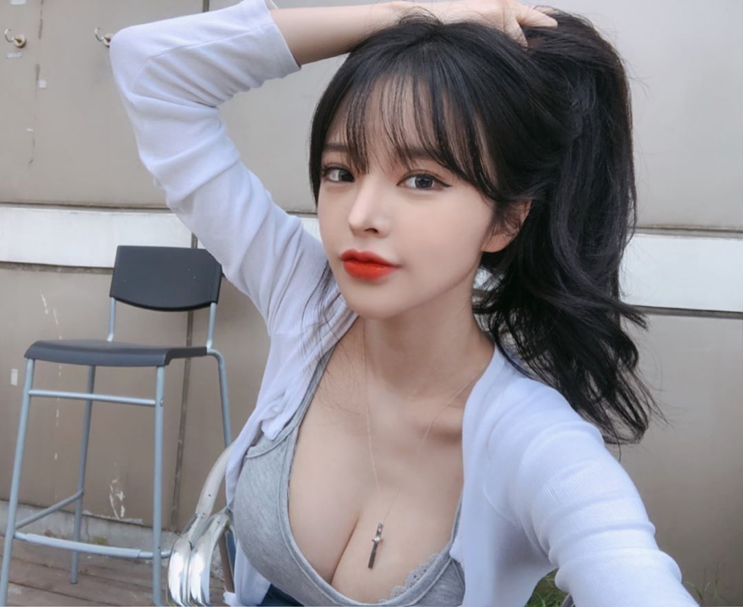 乳量豐沛美乳小甜心 解放深溝好養眼-第1章-图片5