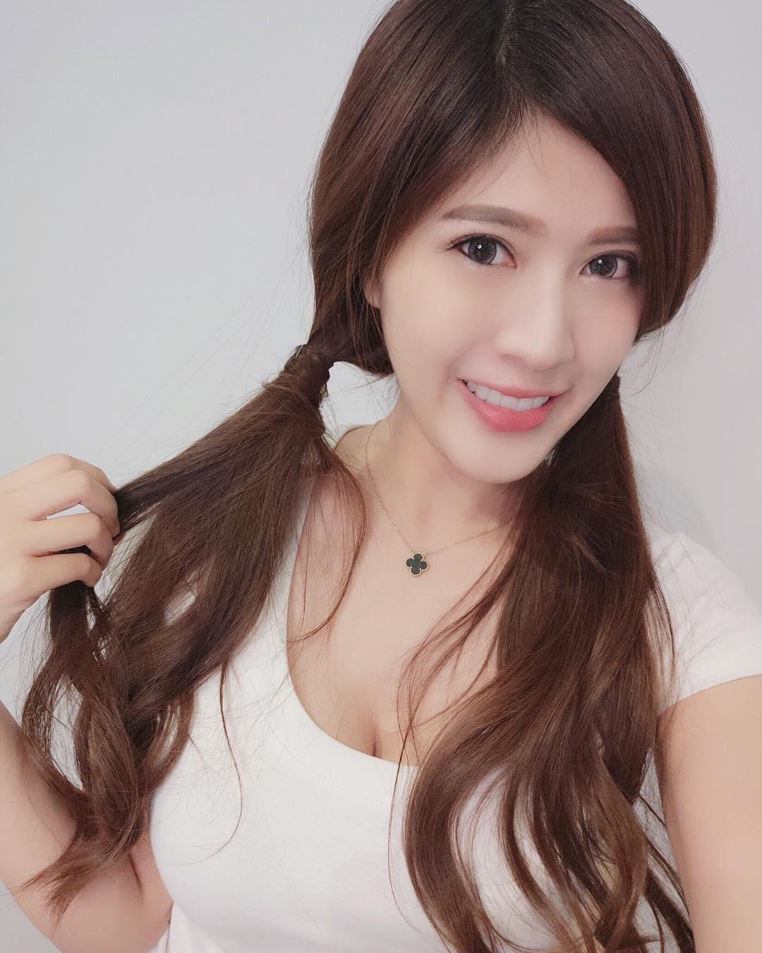 庭羽Doris 極致深V讓你一路相隨-第1章-图片21