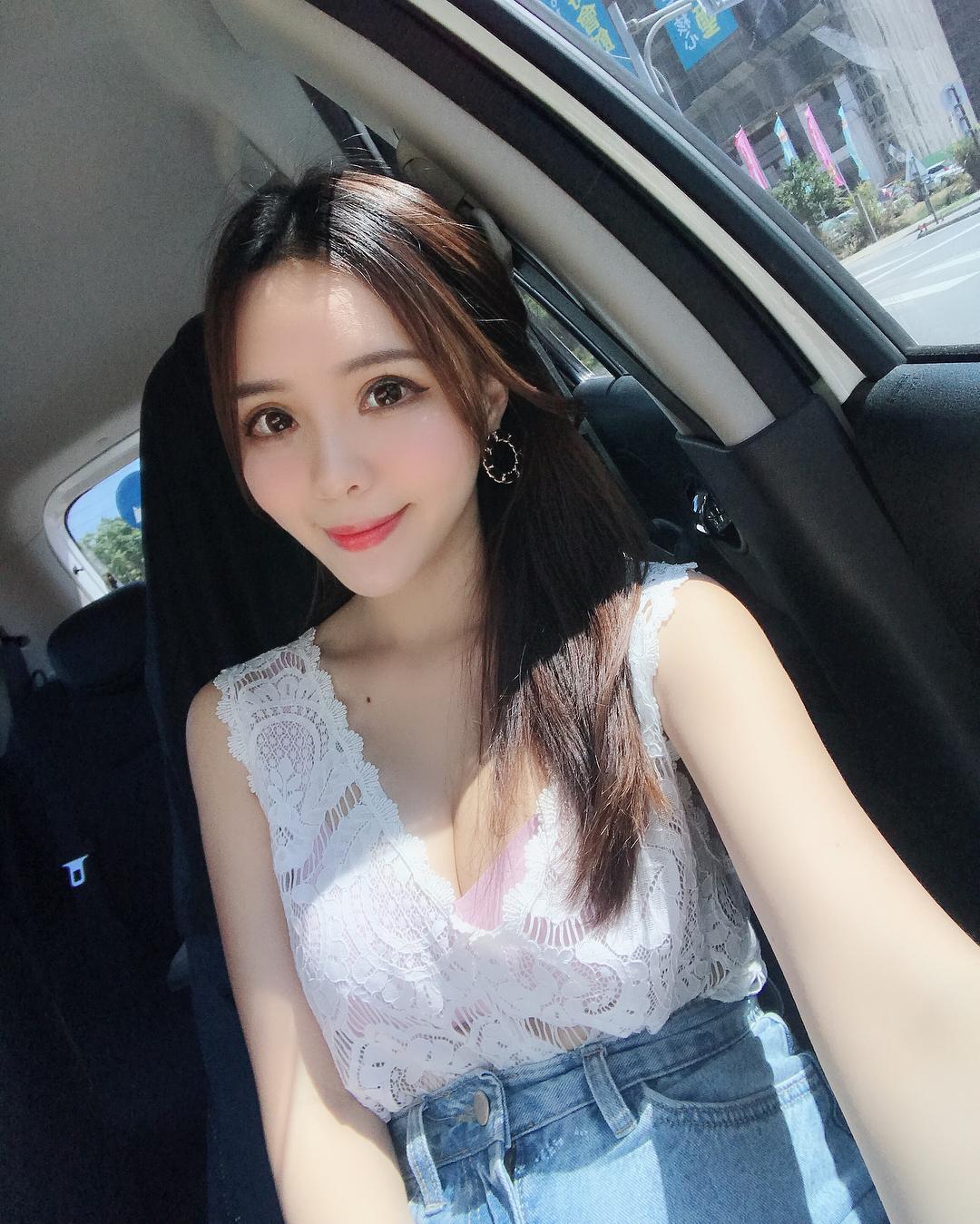 賴培培 愛穿比基尼的核彈級正妹-第1章-图片9