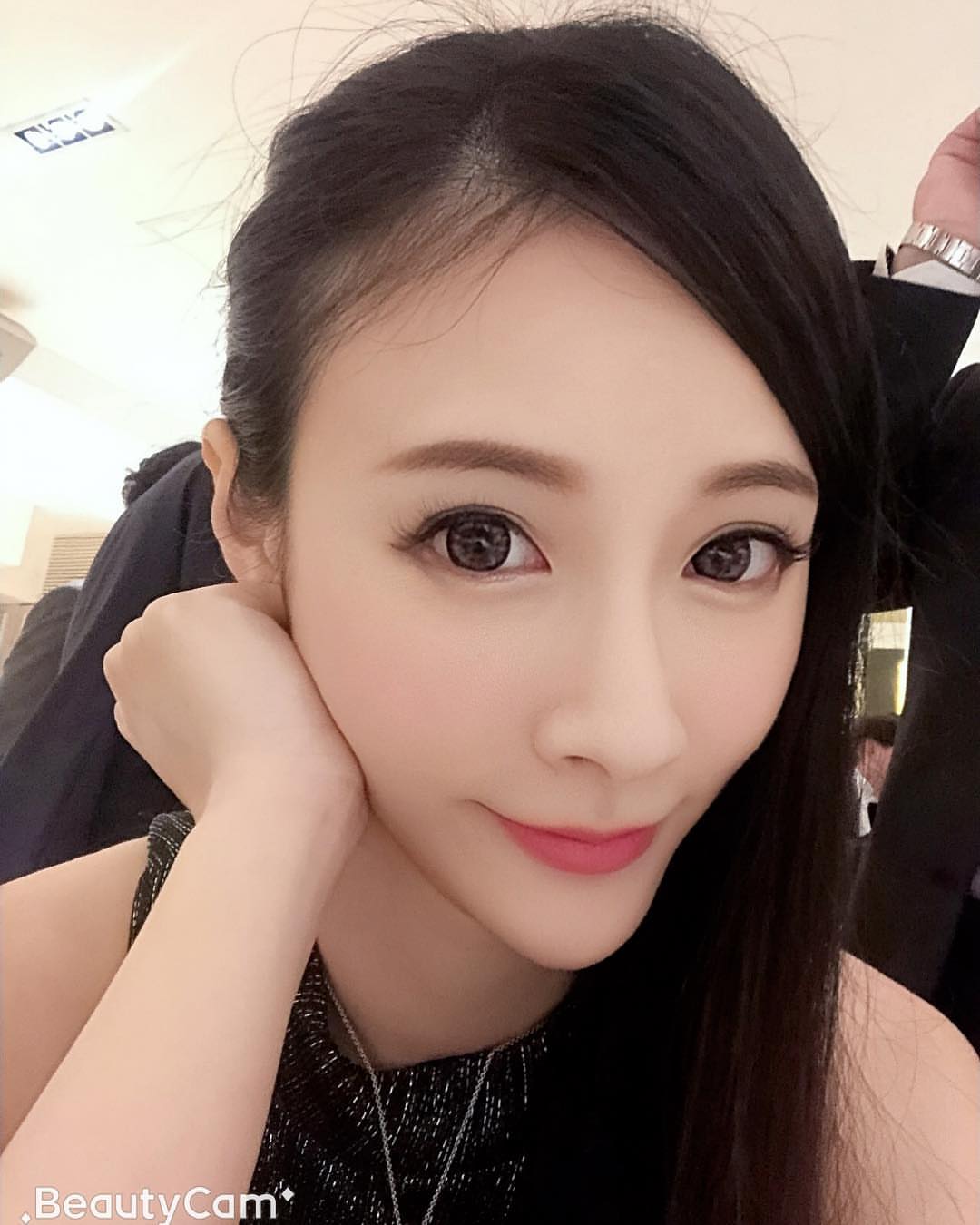 亞洲小姐廖芷晴美豔外貌一秒就讓你墜入情網-第1章-图片8