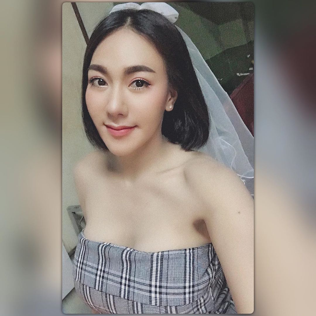 每個角度看都無死角 豪放露胸勾魂所有人-第1章-图片5