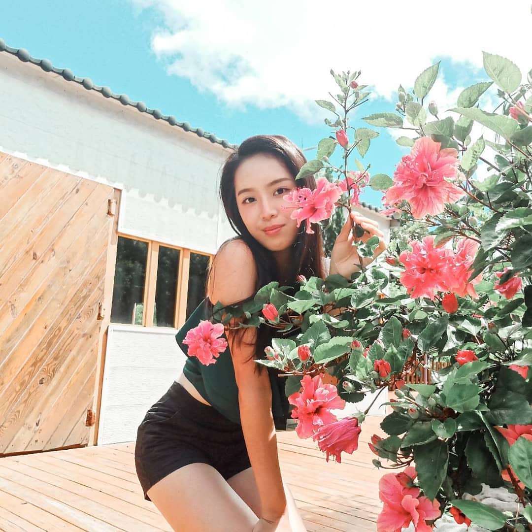氣質小姊姊蔡品瑧Pindy甜美笑容令人著迷不已-第1章-图片1