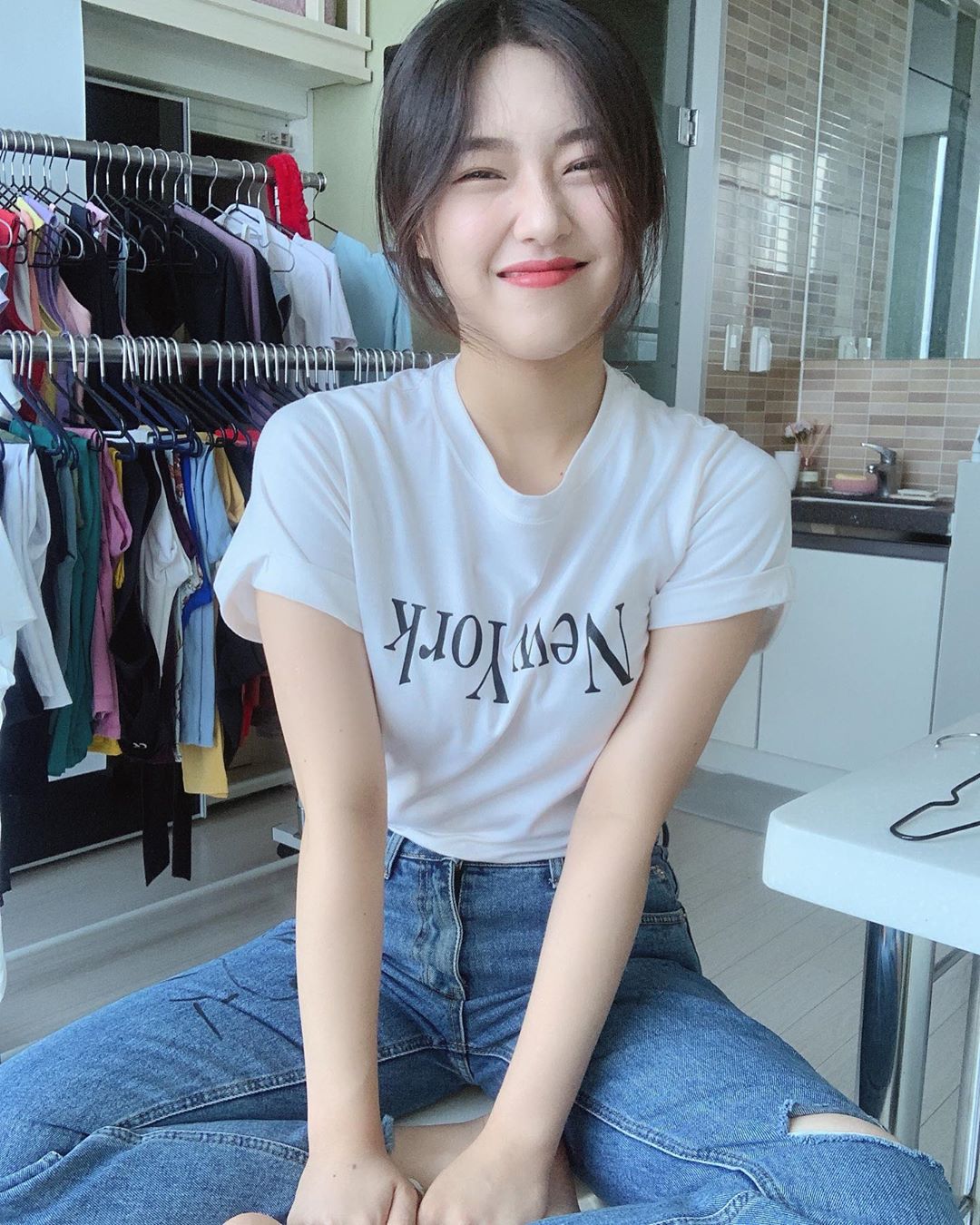 無暇神顏值一個笑容 挺出傲人身材讓網友躁動-第1章-图片2