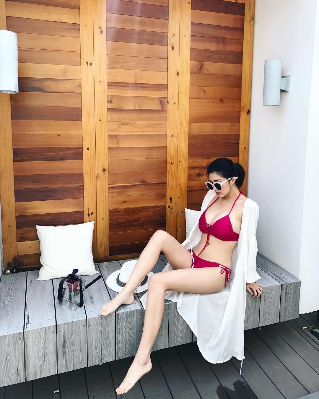 High-quality Taiwanese sister Sansan Sansan Yellow Big Belly Bikini Under Bitter-第1章-图片17