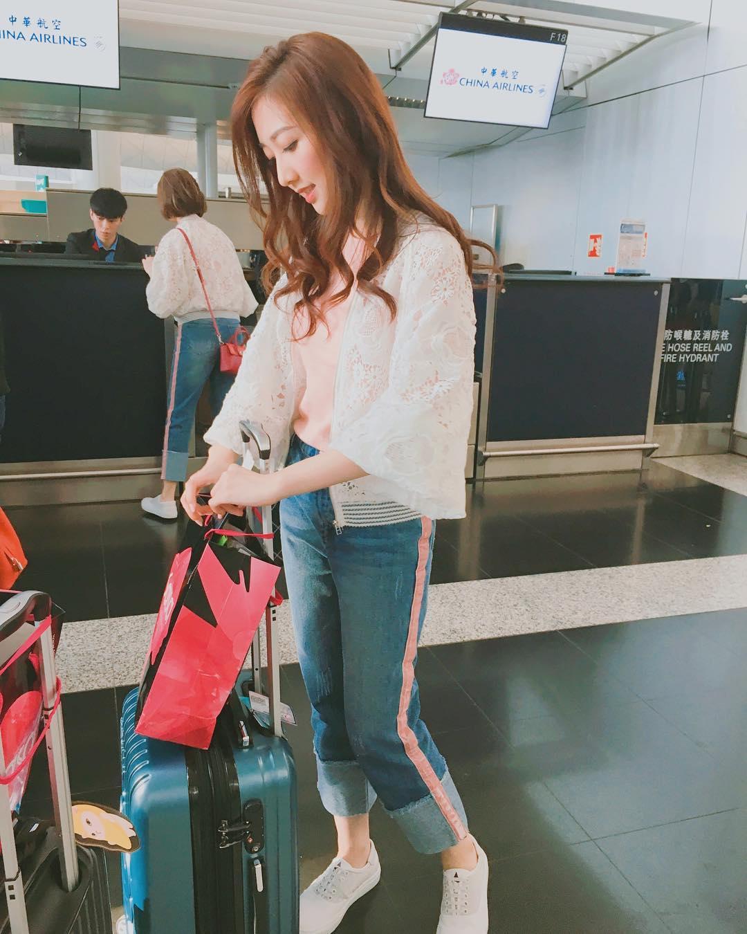 港姐亞軍何依婷IG私房美照-第1章-图片12