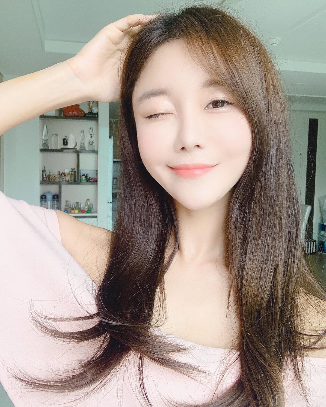 顏值甜笑百分百 奶香四溢防不勝防讓人受不了-第1章-图片2