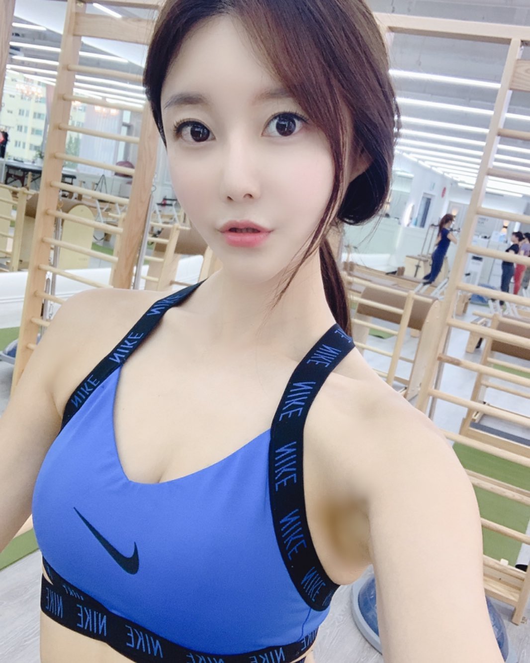 顏值甜笑百分百 奶香四溢防不勝防讓人受不了-第1章-图片5