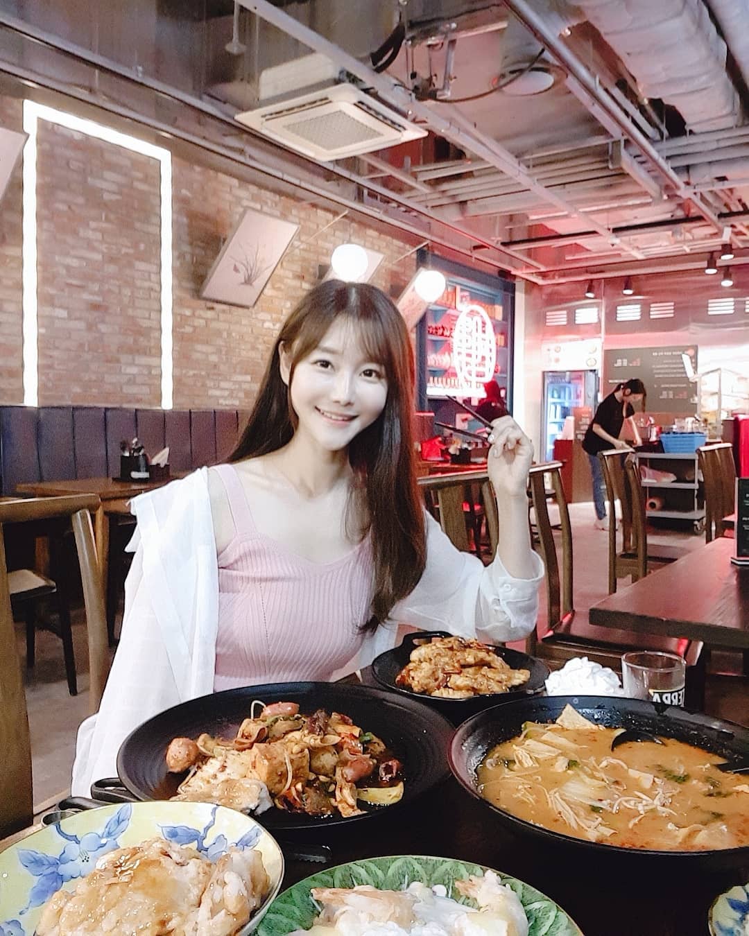 顏值甜笑百分百 奶香四溢防不勝防讓人受不了-第1章-图片15