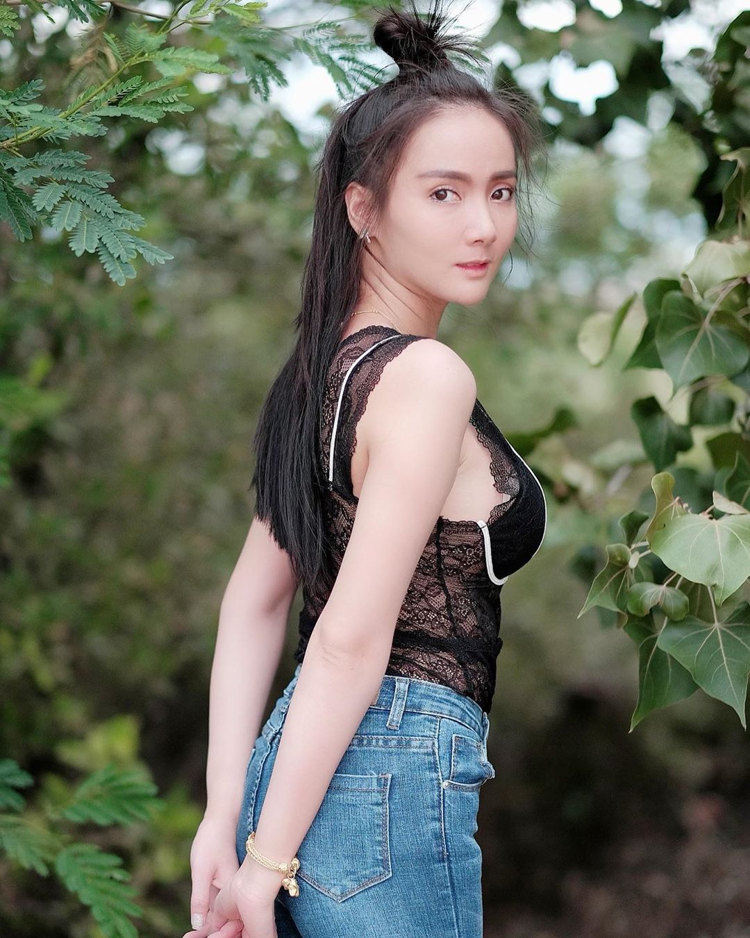大開深V露胸裝 超深乳溝往前傾不害羞-第1章-图片13