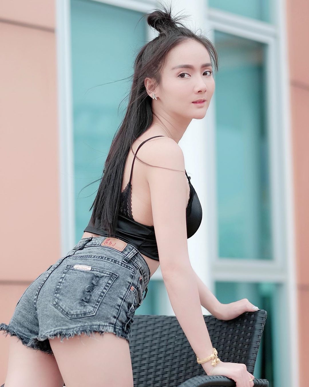 大開深V露胸裝 超深乳溝往前傾不害羞-第1章-图片20