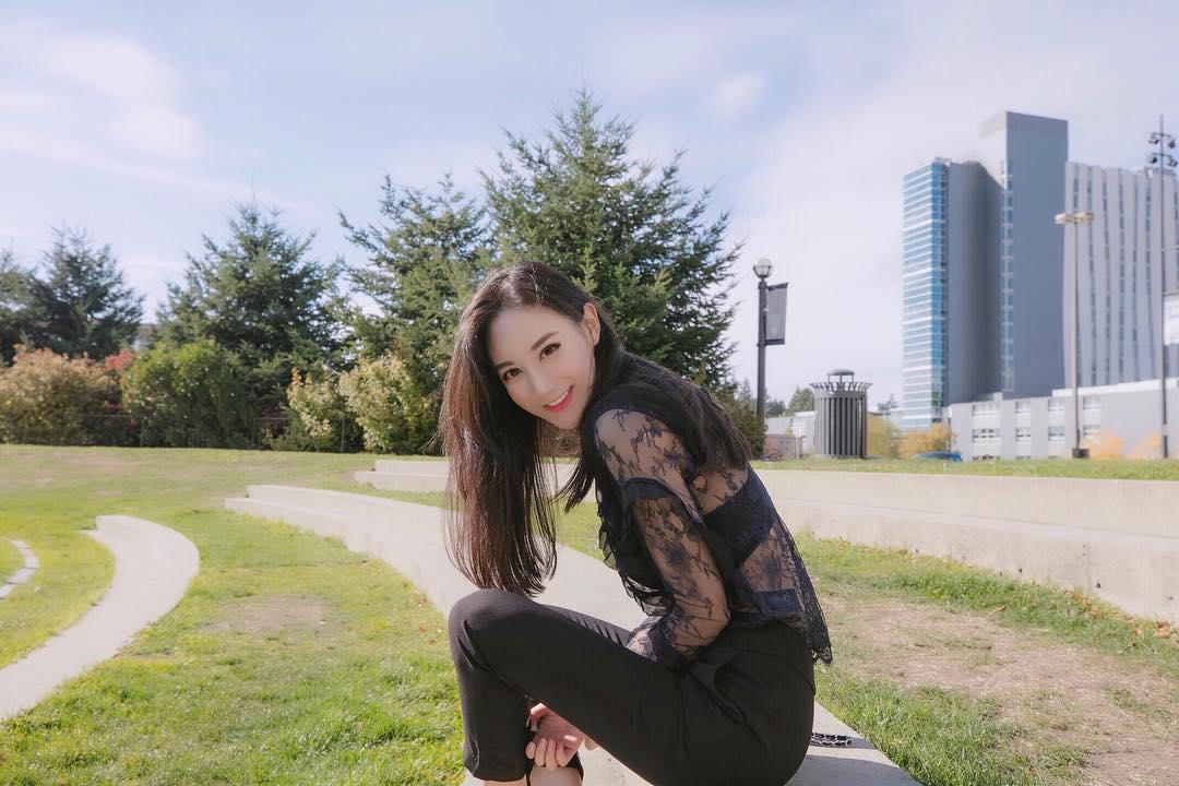 美腿界的天菜!Catherine留外高學曆正妹看不膩!曲線太噴火-第1章-图片10