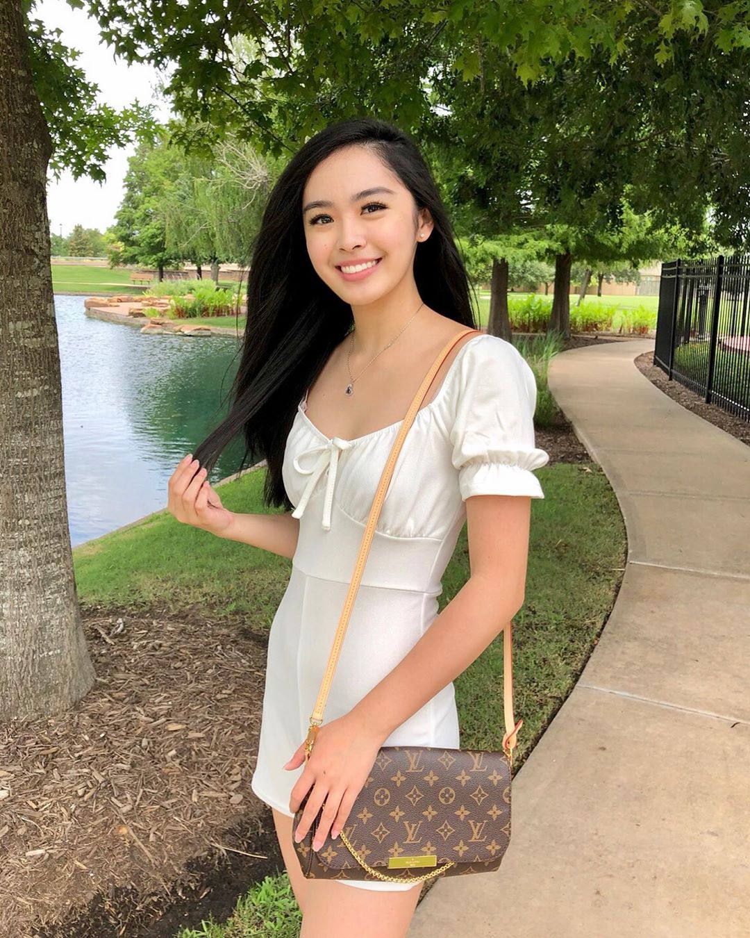 笑容甜到長龍眼蜂蜜的~Karen-第1章-图片19