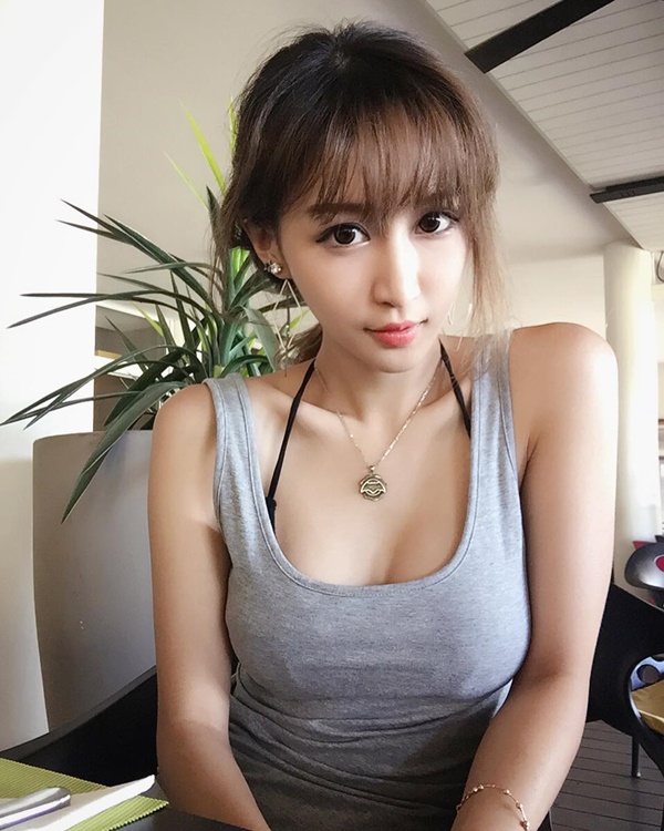 香港正妹 樂宜 Lok Yii-第1章-图片7