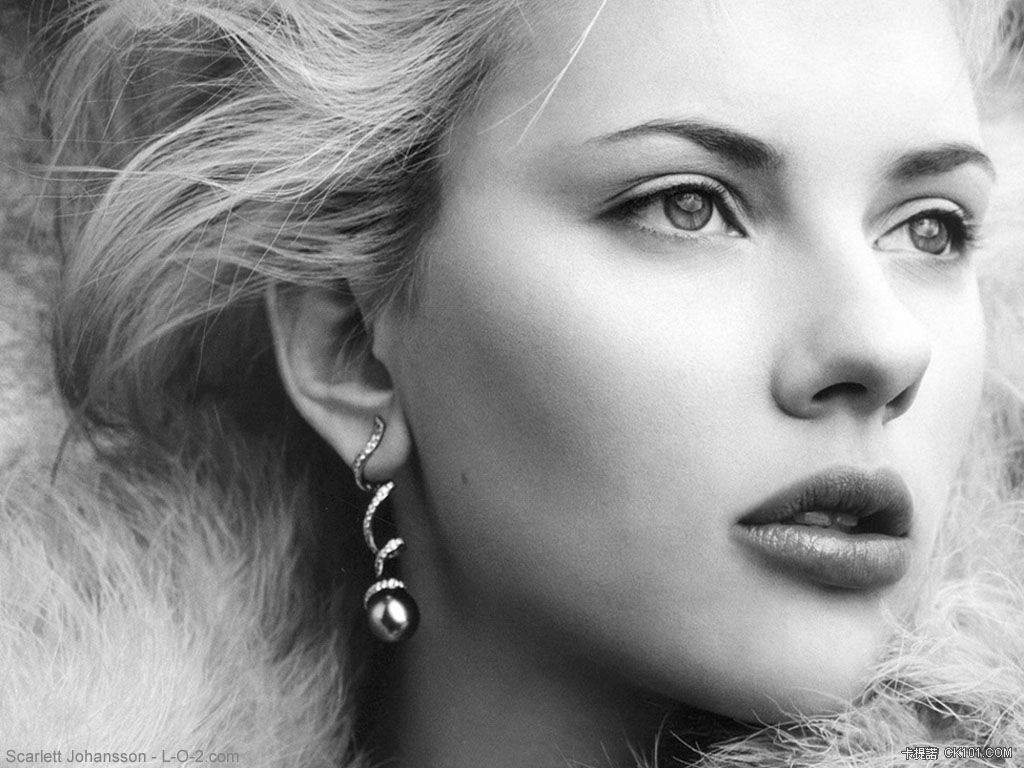 Scarlett Johansson as Scarlet Johansson-第1章-图片111