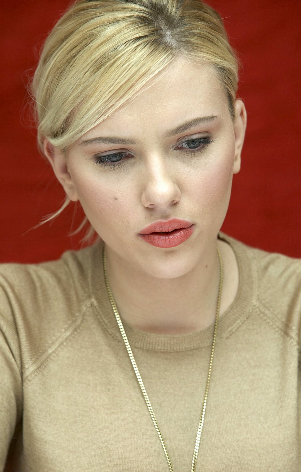 Scarlett Johansson as Scarlet Johansson-第1章-图片266