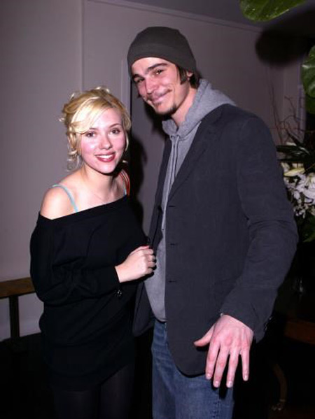 Scarlett Johansson as Scarlet Johansson-第1章-图片296
