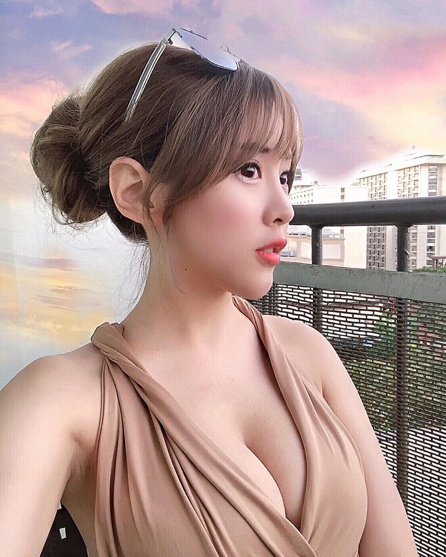 小恰子大露人間胸器讓人看了血脈噴張-第1章-图片15