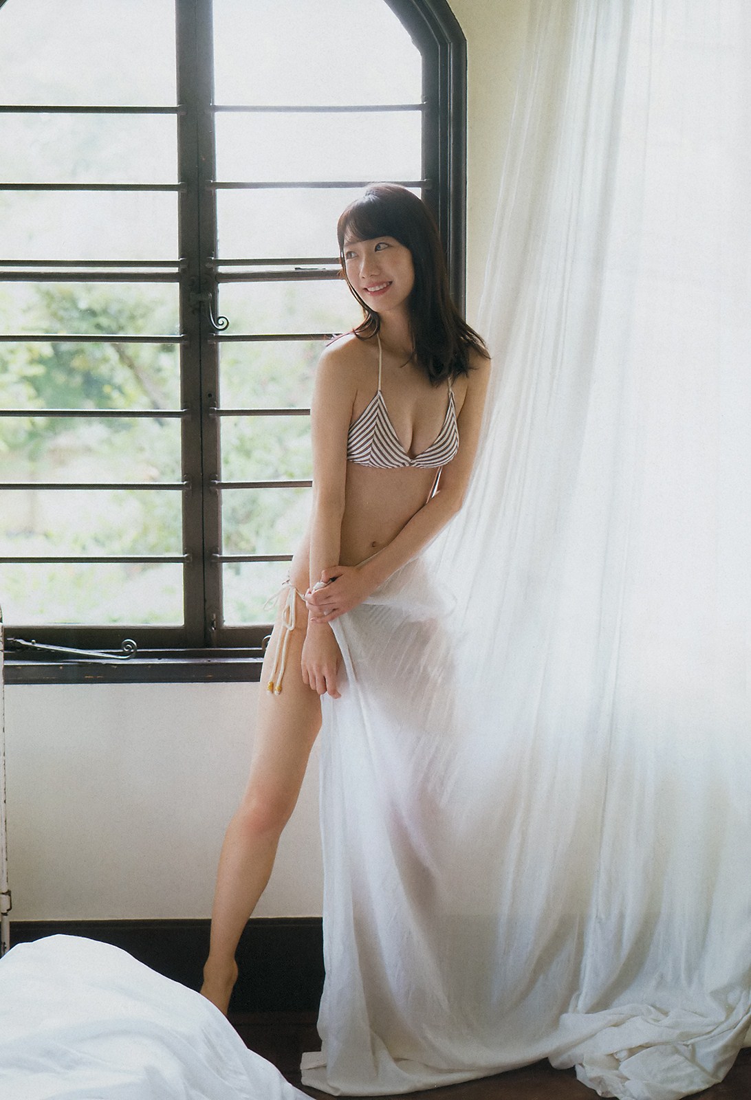 Yuki Kashiwagi 柏木由紀, Big Comic Spirits 2018 No.52 (ビッグコミックスピリッツ 2018年52號)-第1章-图片4