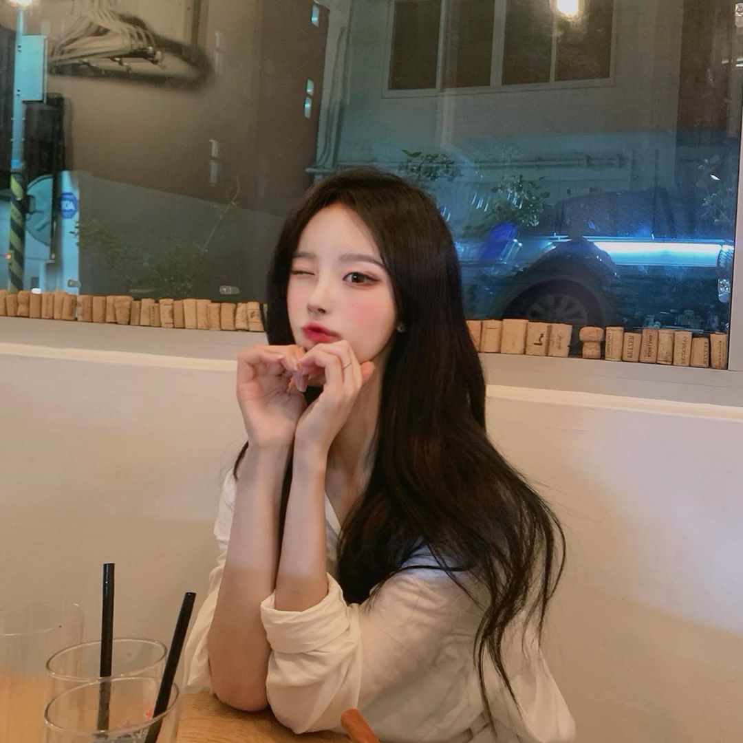 高顏值韓國妹子重磅木瓜奶 視覺超衝擊想搭訕-第1章-图片1