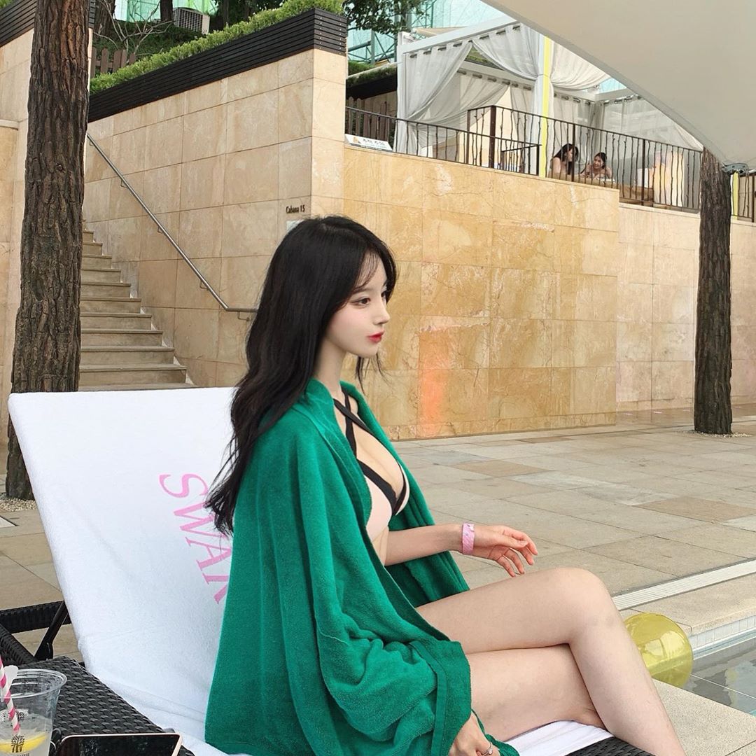 高顏值韓國妹子重磅木瓜奶 視覺超衝擊想搭訕-第1章-图片18