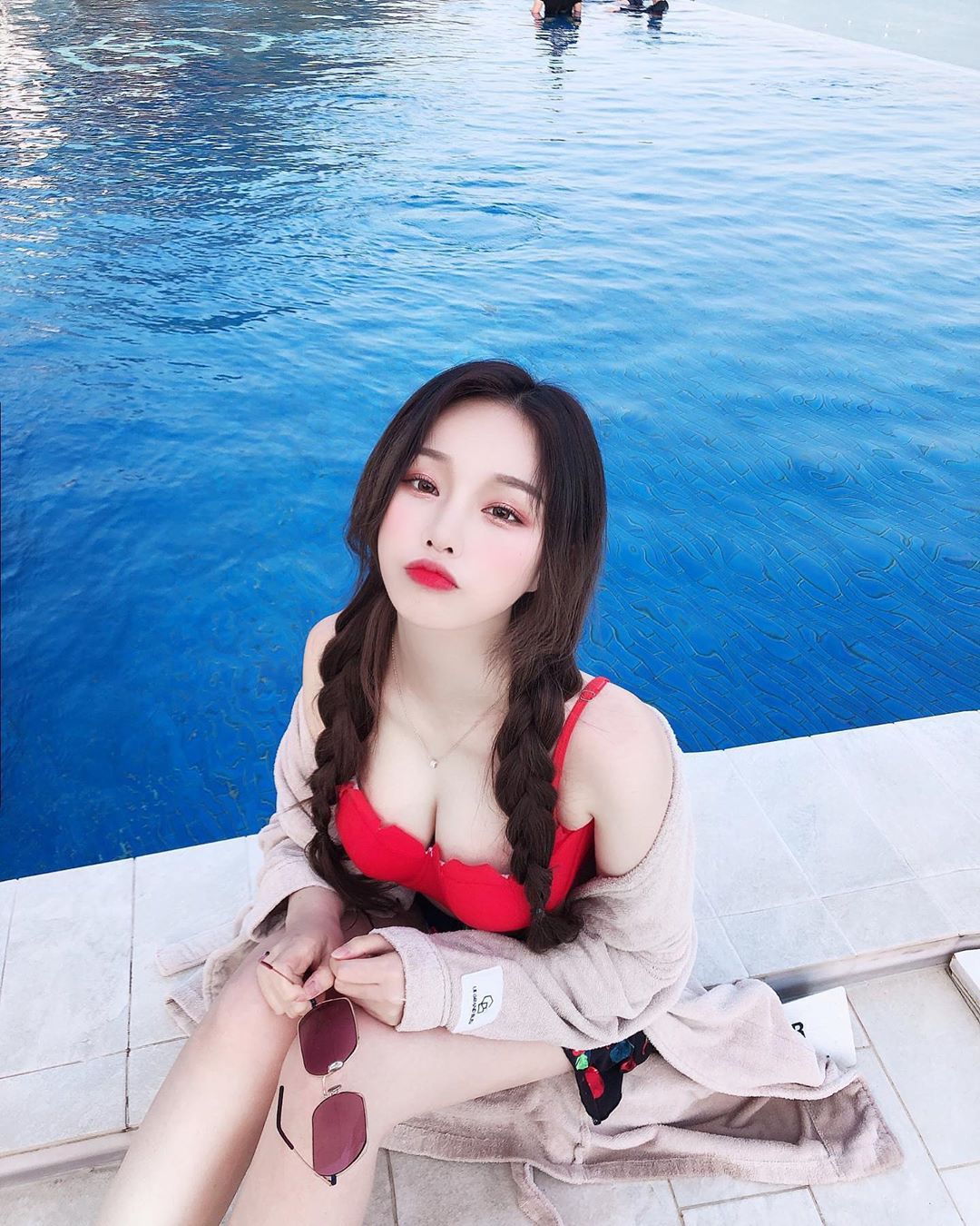 凶狠上圍弧度突破天際 原形畢露網友一覽無遺-第1章-图片7