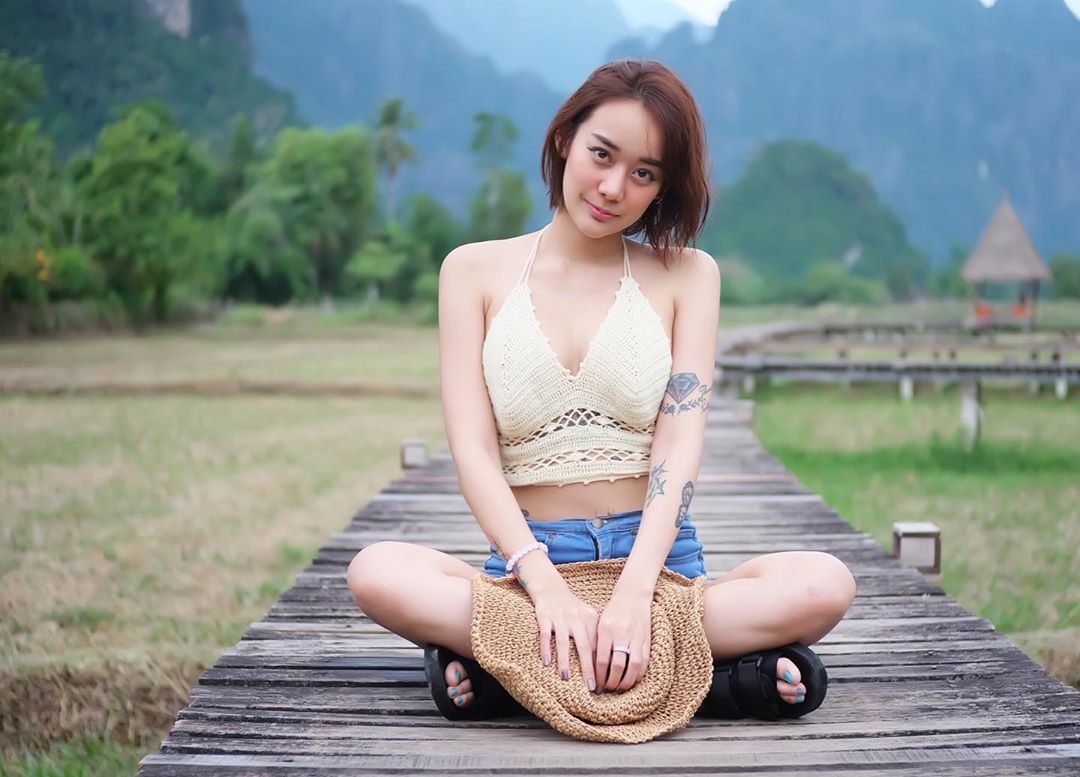 短髮巨奶妹 超勾人眼神看了就頭暈眼花-第1章-图片20