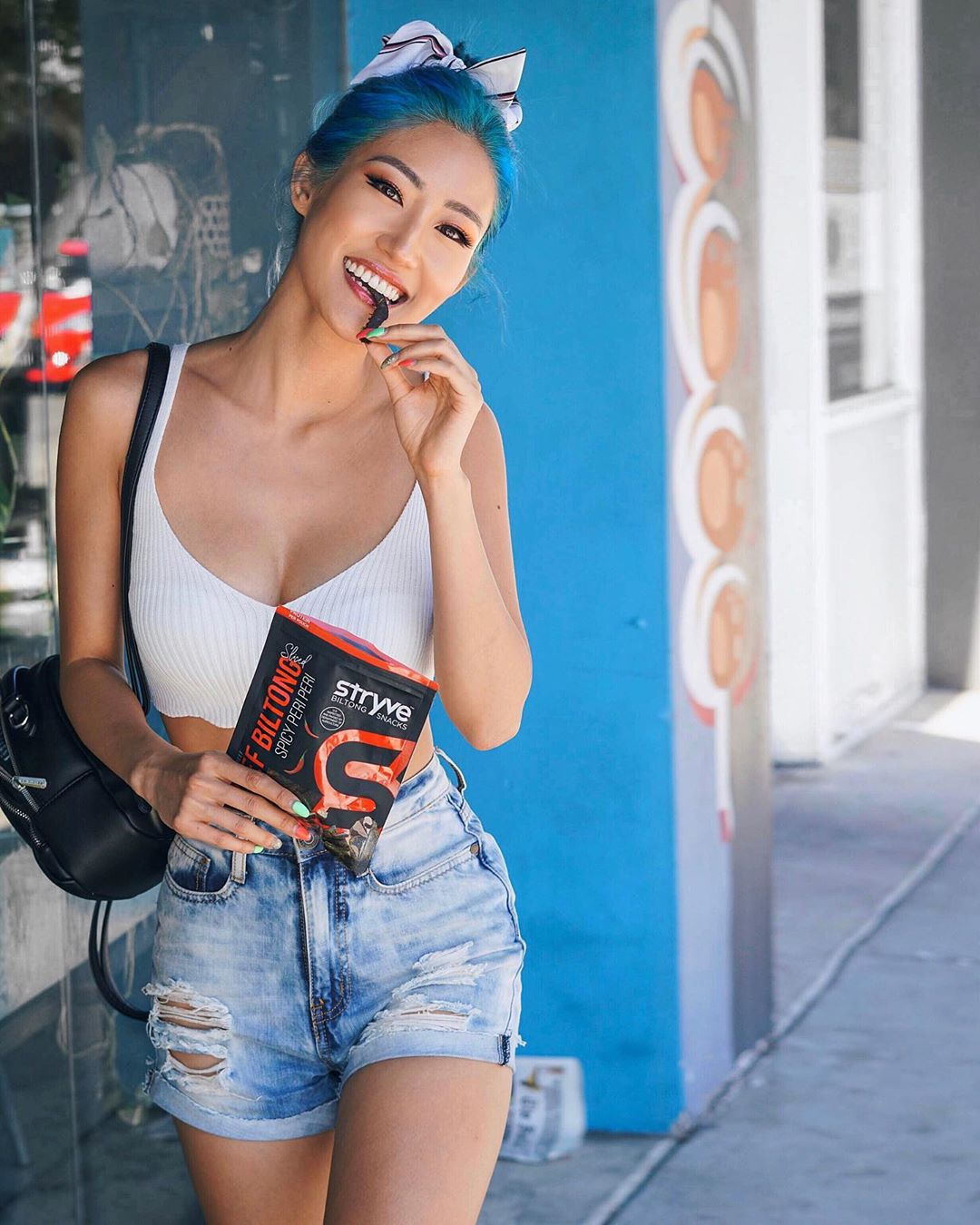 Christina Eam 這位美女可能忘了 這髮色在古歐洲是特殊行業專用-第1章-图片1