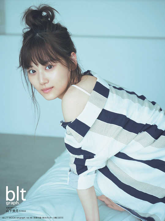 山下美月、乃木坂3期生エース山下美月、美肌が際立つヌーディーなキャミ姿でSEXYな色...-第1章-图片10