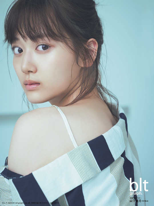 山下美月、乃木坂3期生エース山下美月、美肌が際立つヌーディーなキャミ姿でSEXYな色...-第1章-图片11