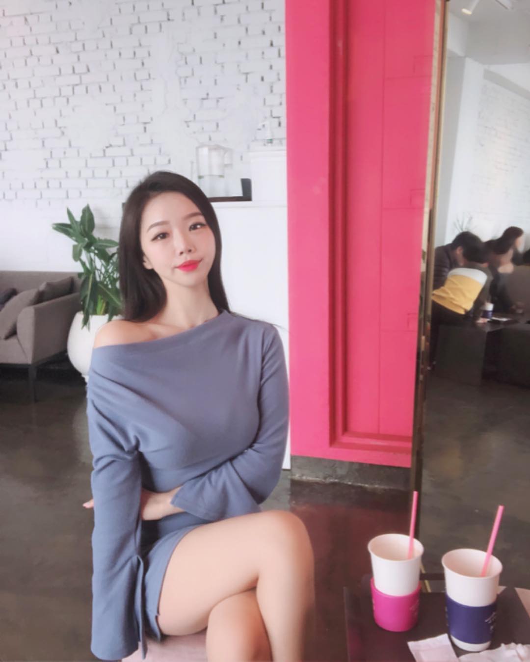 麻豆五官配上緊實木瓜奶 S級身形角度超邪惡-第1章-图片20