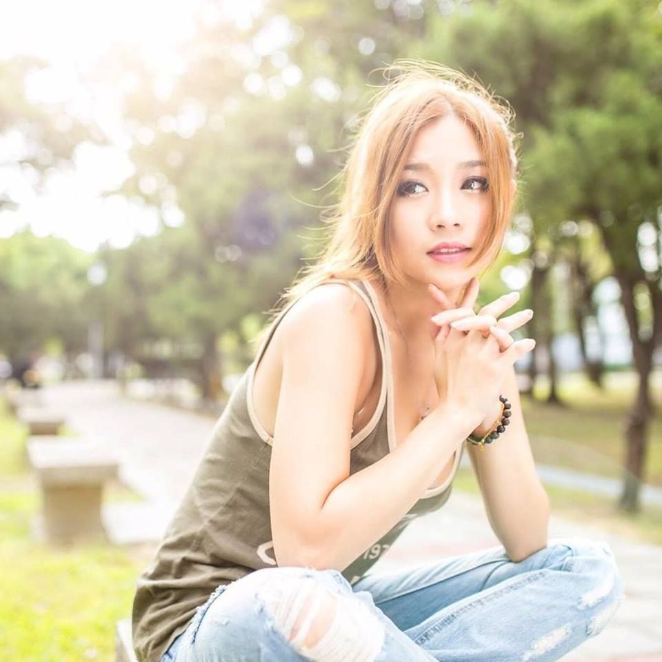 17平台女主播陳姿含 火辣身材外拍寫真-第1章-图片4