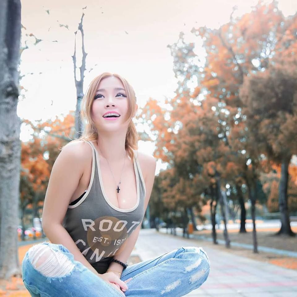 17平台女主播陳姿含 火辣身材外拍寫真-第1章-图片7