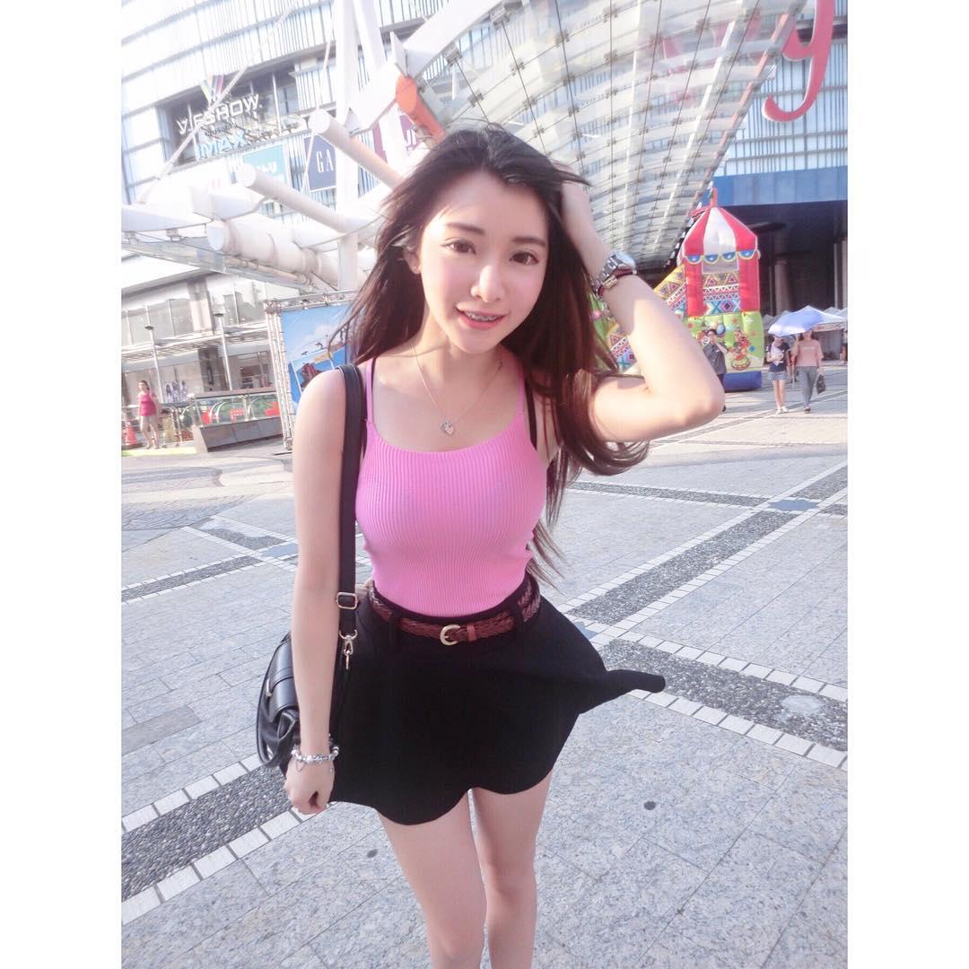 Rebeca小花 好甜美的展場sg正妹-第1章-图片5