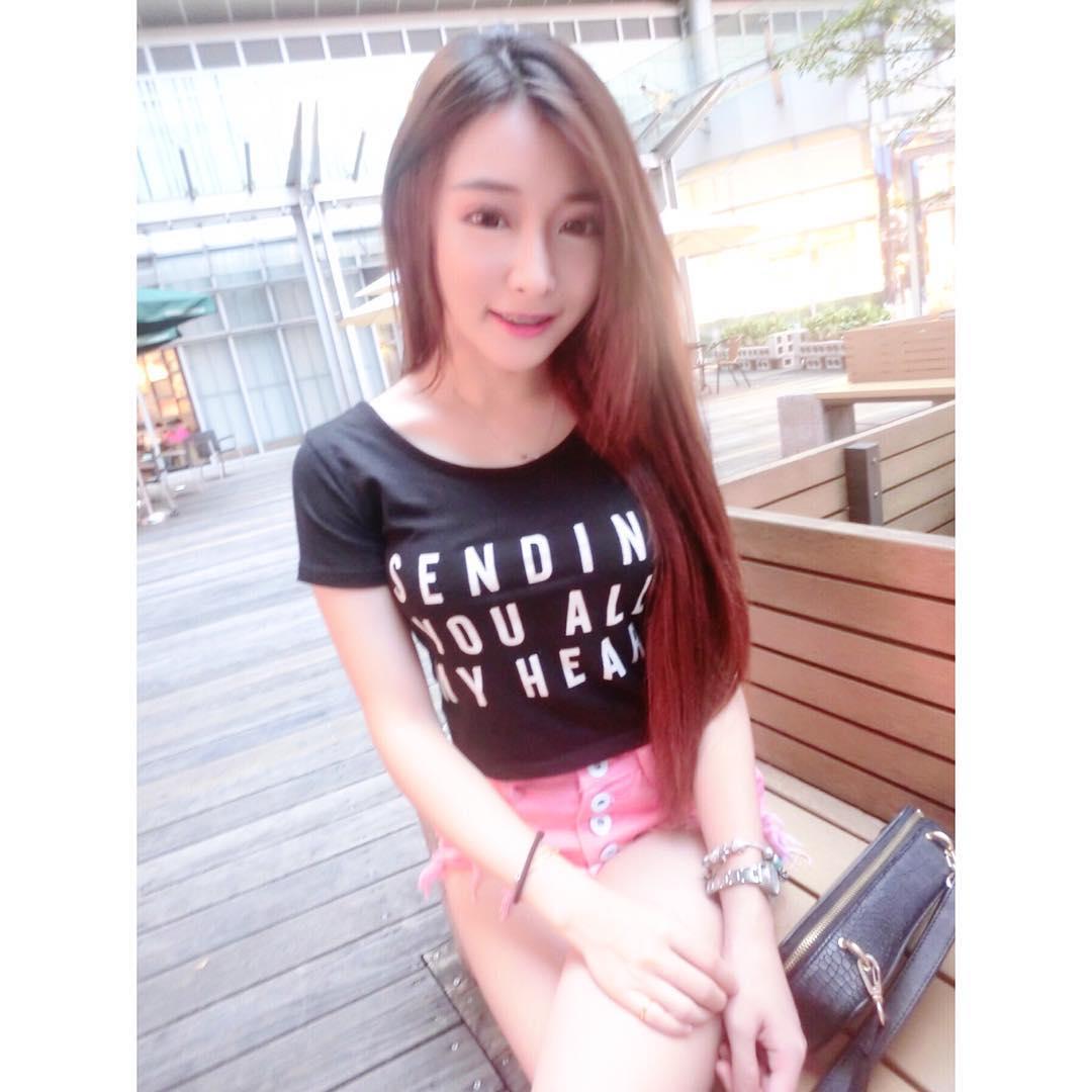 Rebeca小花 好甜美的展場sg正妹-第1章-图片18