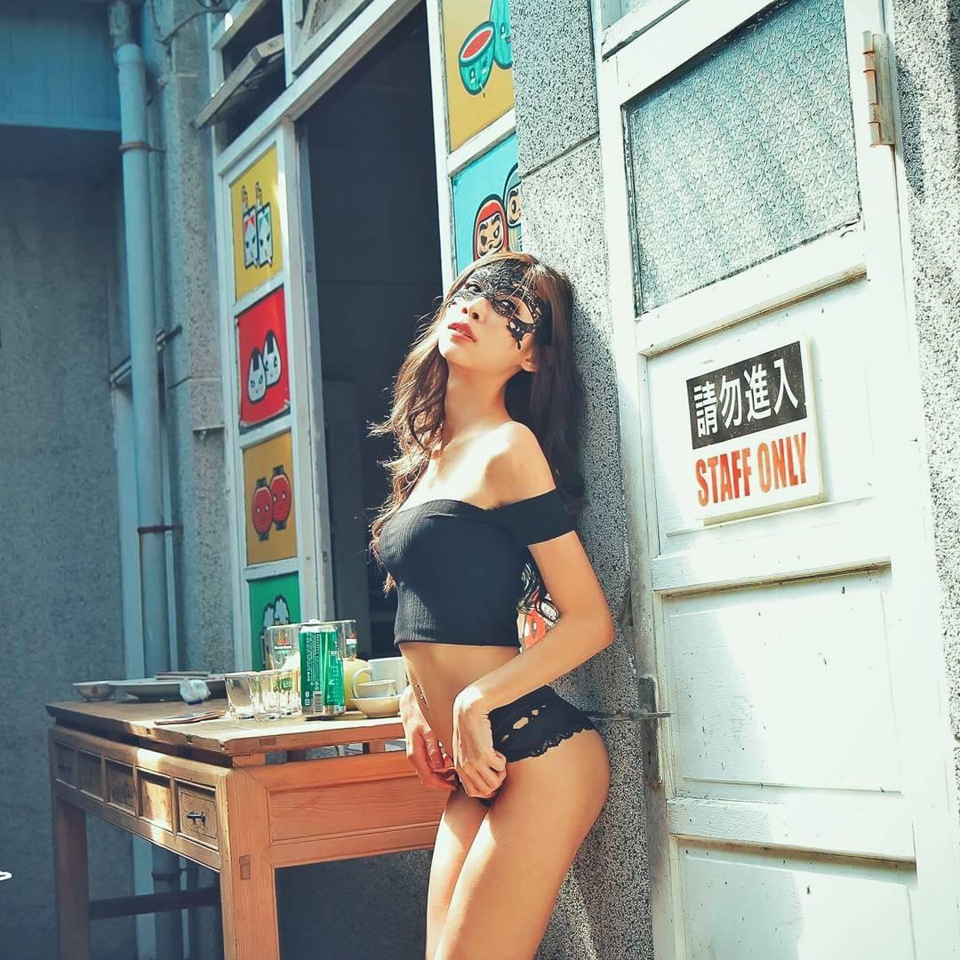 小步Angela~鎖骨犯罪的女王力MAX-第1章-图片38