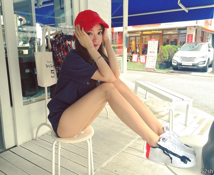 韓國正妹 Yun Sarang-第1章-图片9