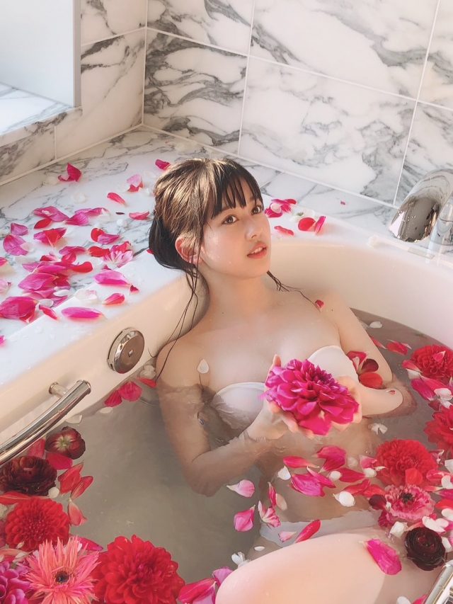 岡田佑里乃 渾圓美乳太誘人 這身材看了硬爆-第1章-图片21