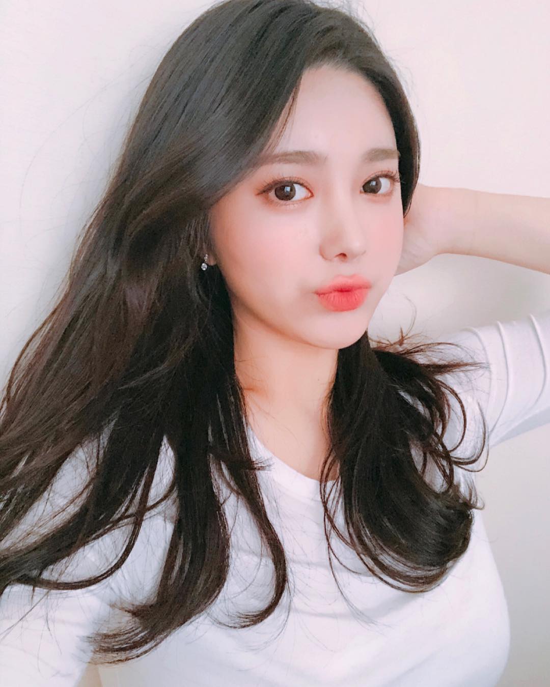 渾圓雪白美乳罩不住 顏值乳量成正比讓網友大推-第1章-图片20