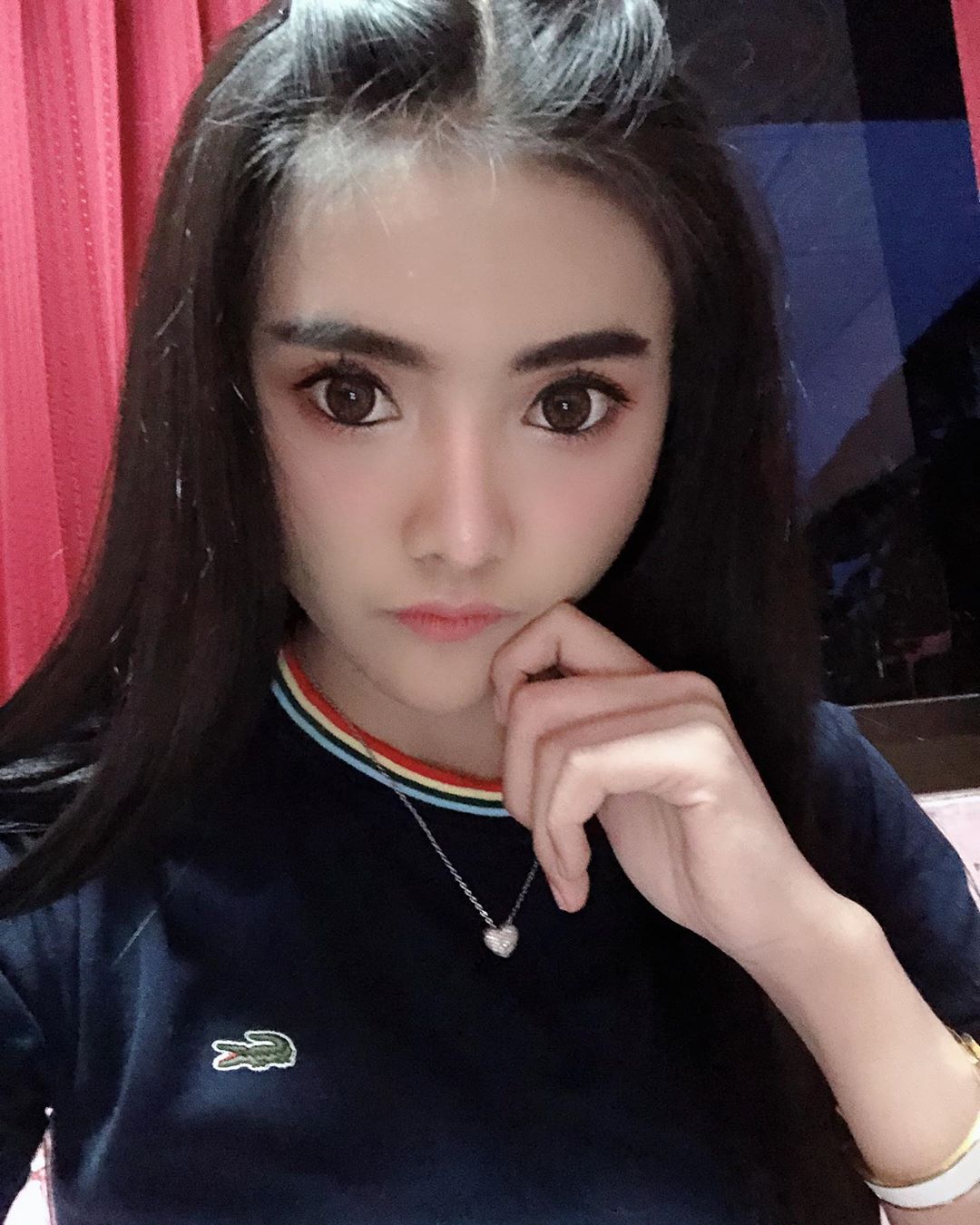纖細美腿上藏「波濤大兇」 Y字乳溝光看就淪陷-第1章-图片6